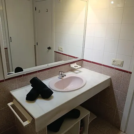 Completo Con Piscina, Salou, Spain Daire
