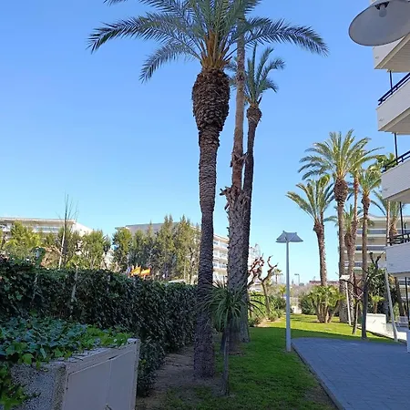 Daire Completo Con Piscina, Salou, Spain *